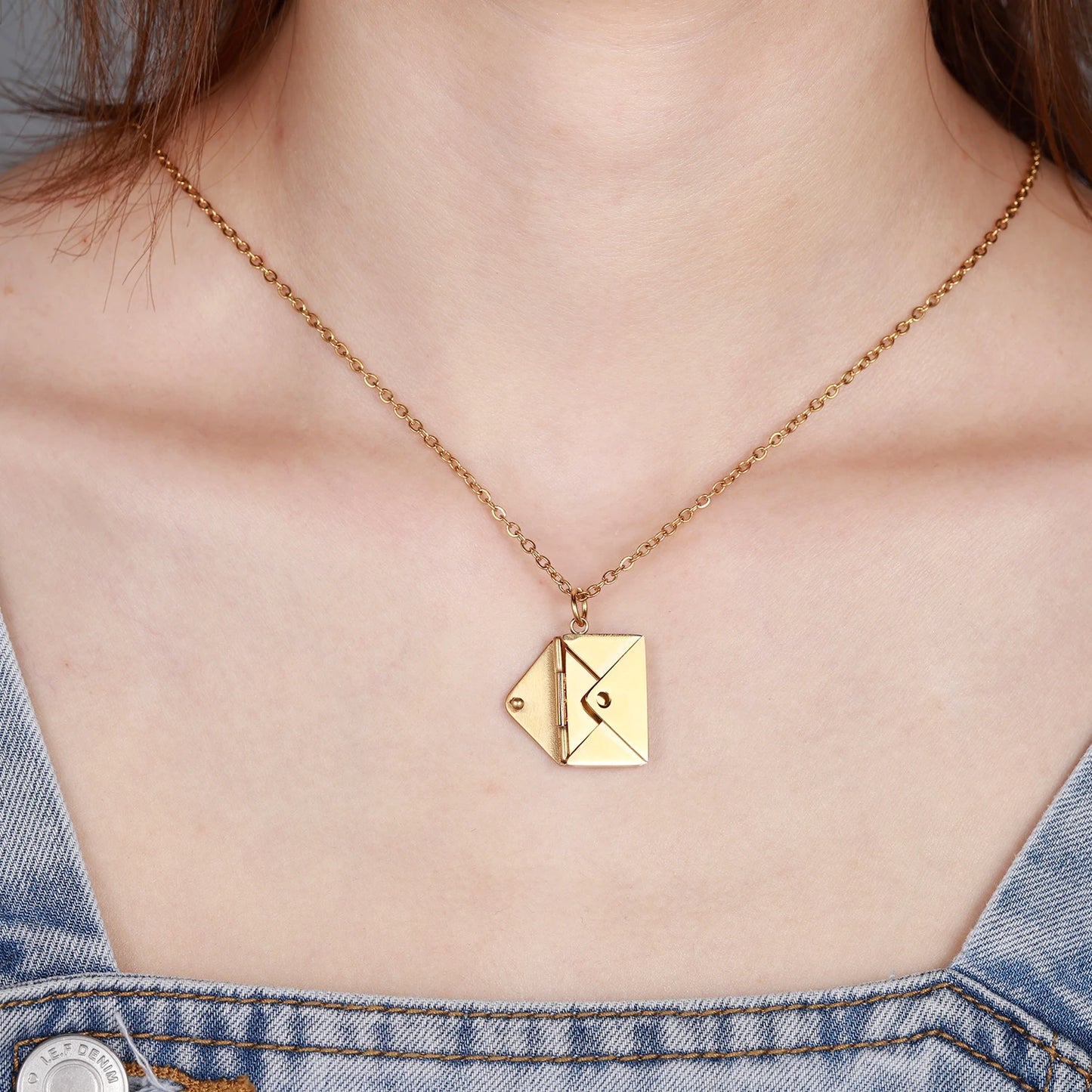 ! LOVE LETTER ENVELOP PENDANT ROSE GOLD 28.00